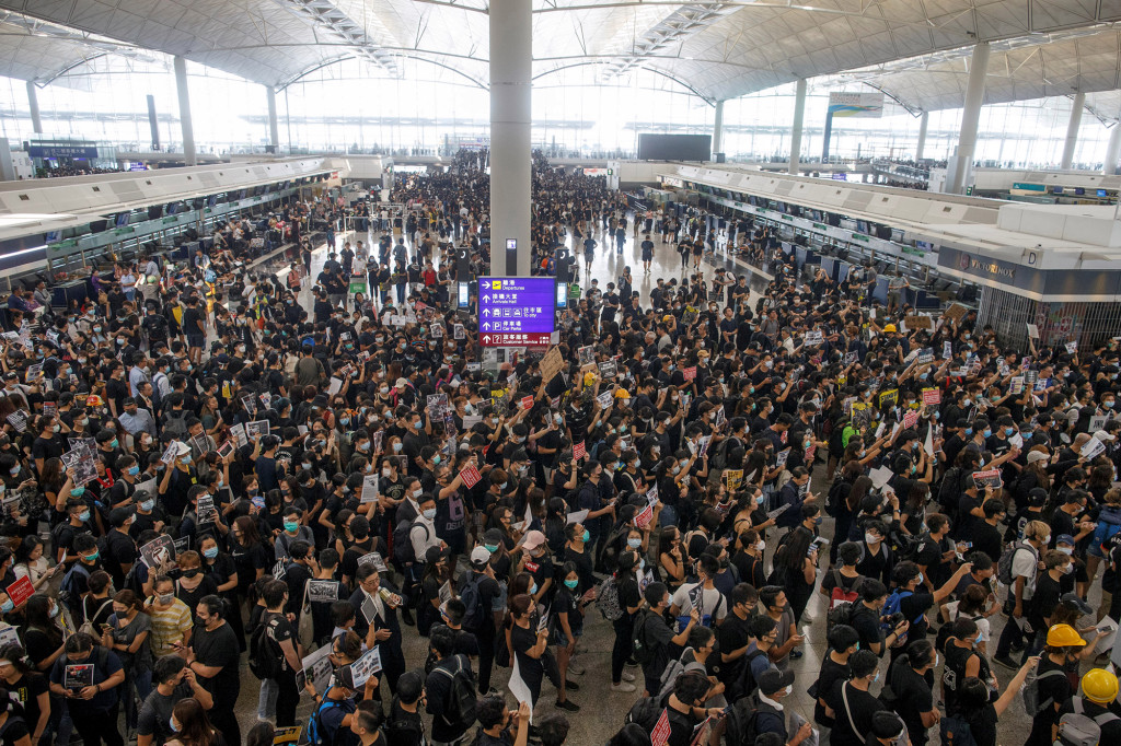 Hong Kong protesters