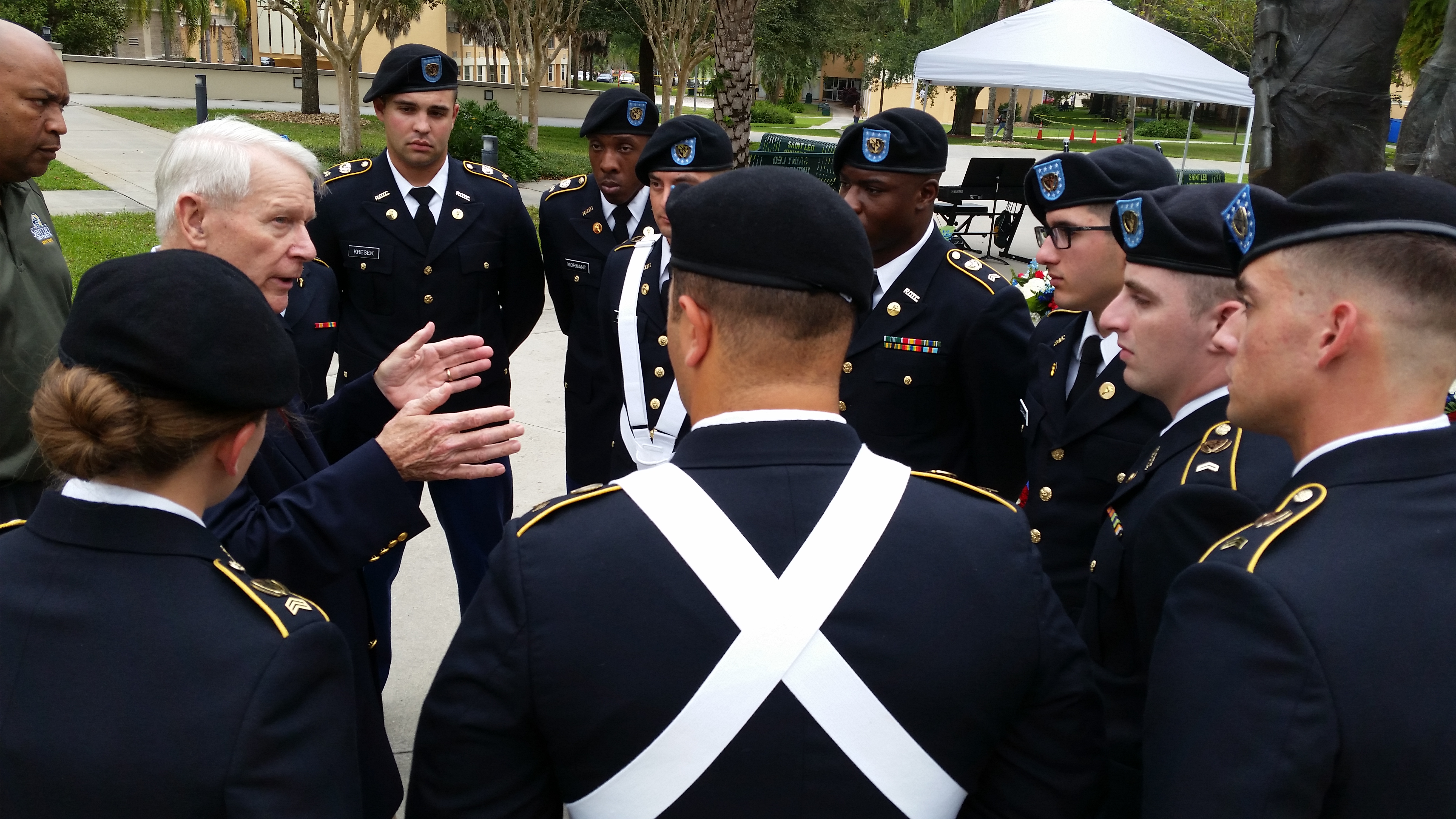 Retired Lieutenant General John LeMoyne giving advice to Saint Leo Universities Military Students.