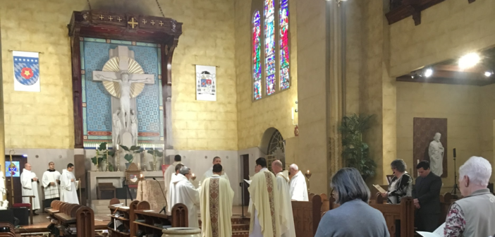 Larger view of the inside of the Saint Leo Abbey Church